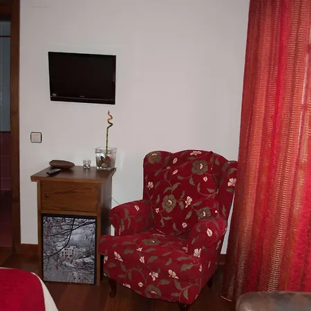 El Mirador De Fuentes Del Narcea 2*